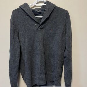 Grey Tommy Hilfiger sweater